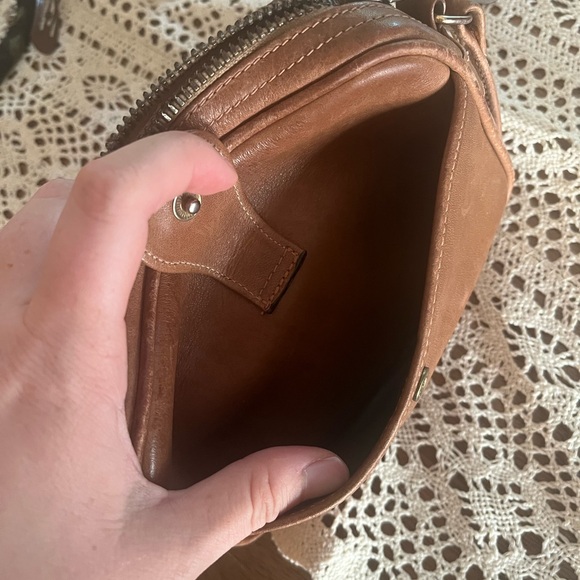 Vintage Gucci Crossbody Bag - Picture 8 of 8